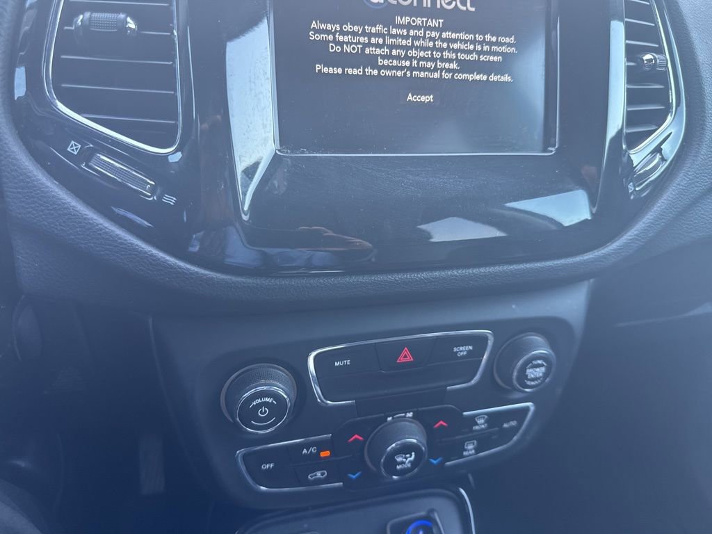 Used 2020 Jeep Compass Altitude image 13