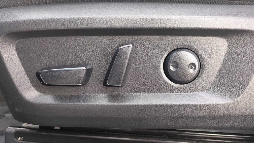 Certified 2024 Nissan Rogue SL AWD/4WD image 16