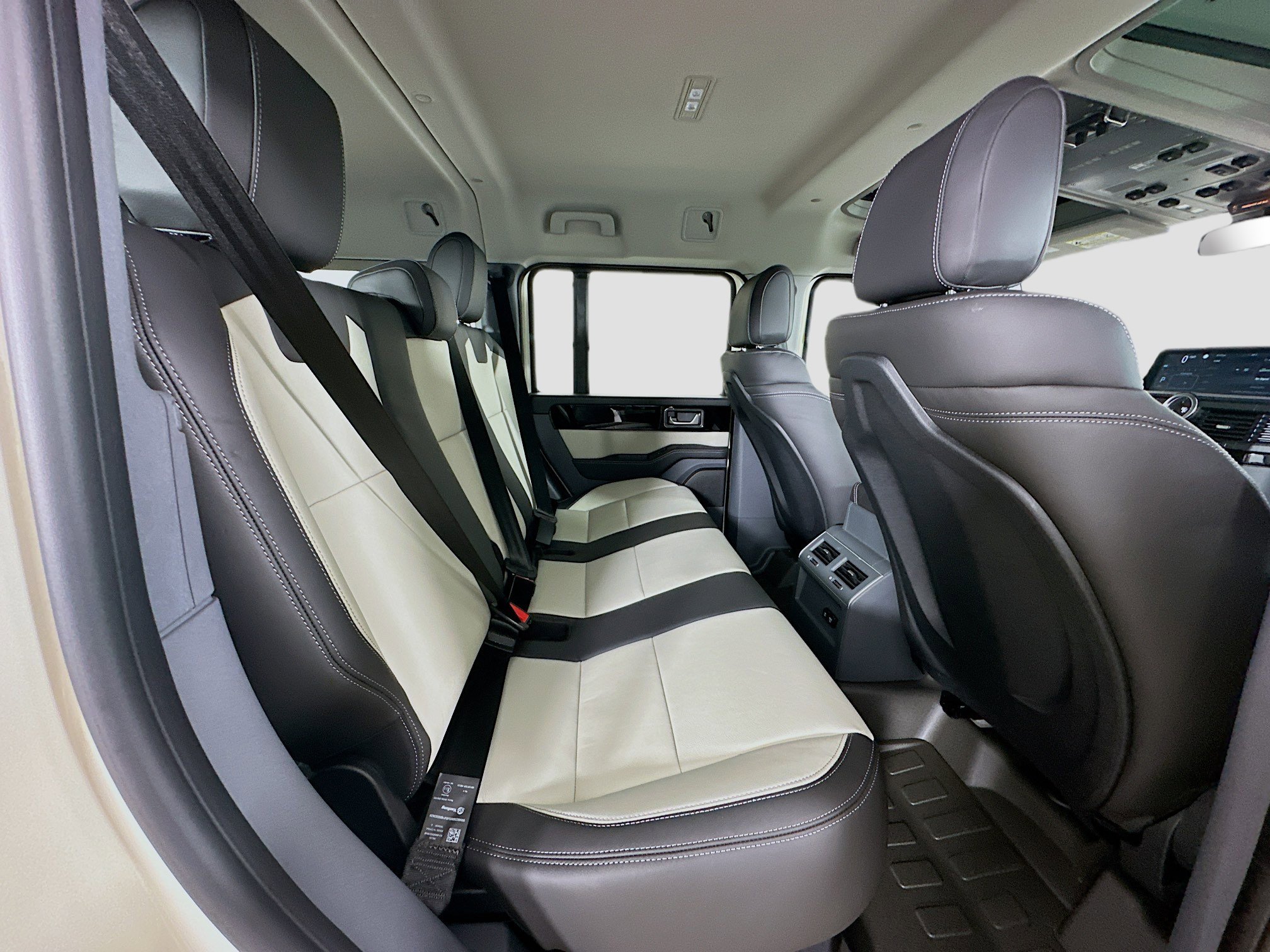 New 2025 INEOS Grenadier Fieldmaster Edition image 46