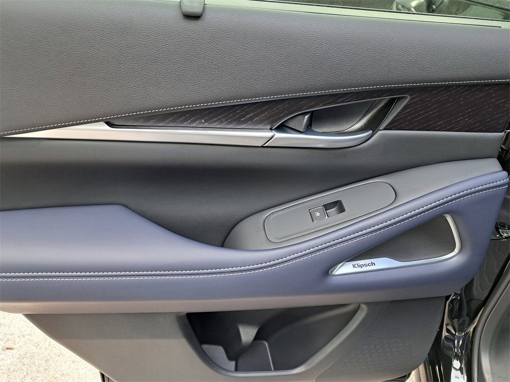 New 2026 INFINITI QX60 Sport w/ Dark Cargo Package image 9