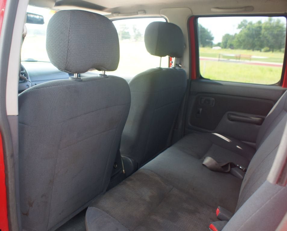 Used 2004 Nissan Frontier XE w/ (PWR) Pwr Pkg RWD image 9