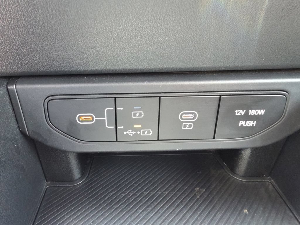 Used 2025 Kia K4 FWD image 26
