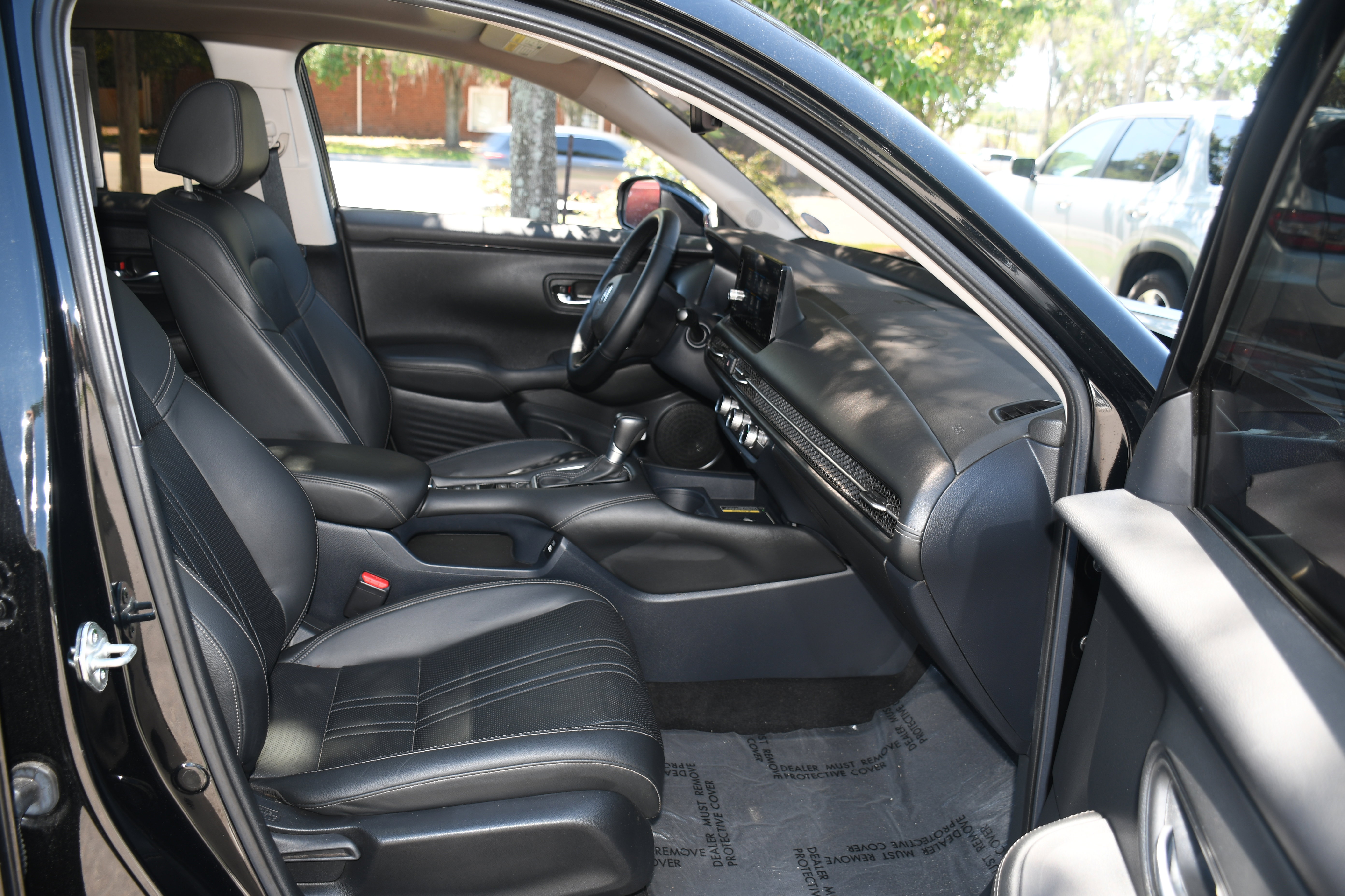 Used 2023 Honda HR-V EX-L image 21