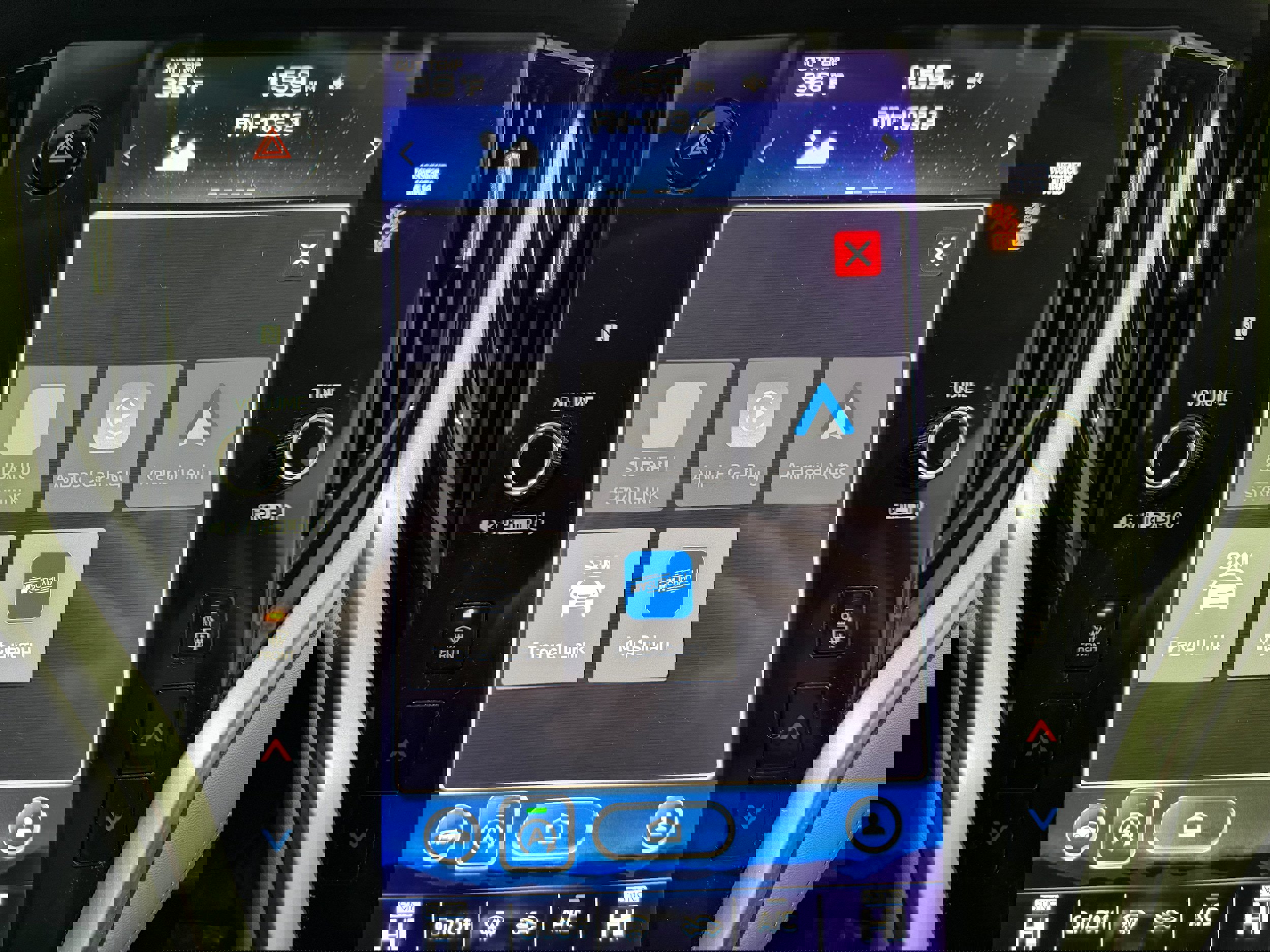 Used 2020 Subaru Outback Premium image 13