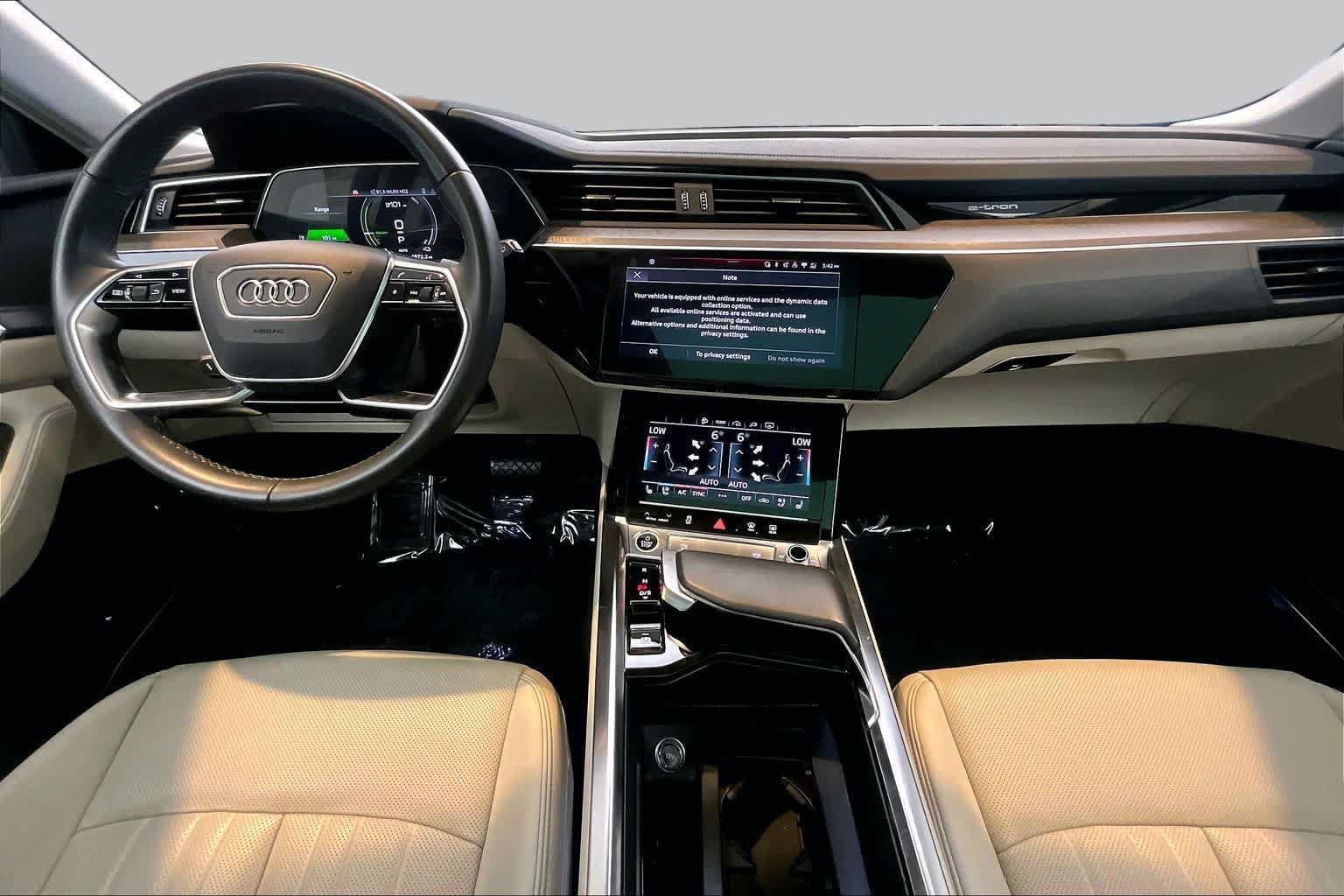 Used 2024 Audi Q8 e-tron Premium Plus w/ Premium Plus Package AWD/4WD image 14