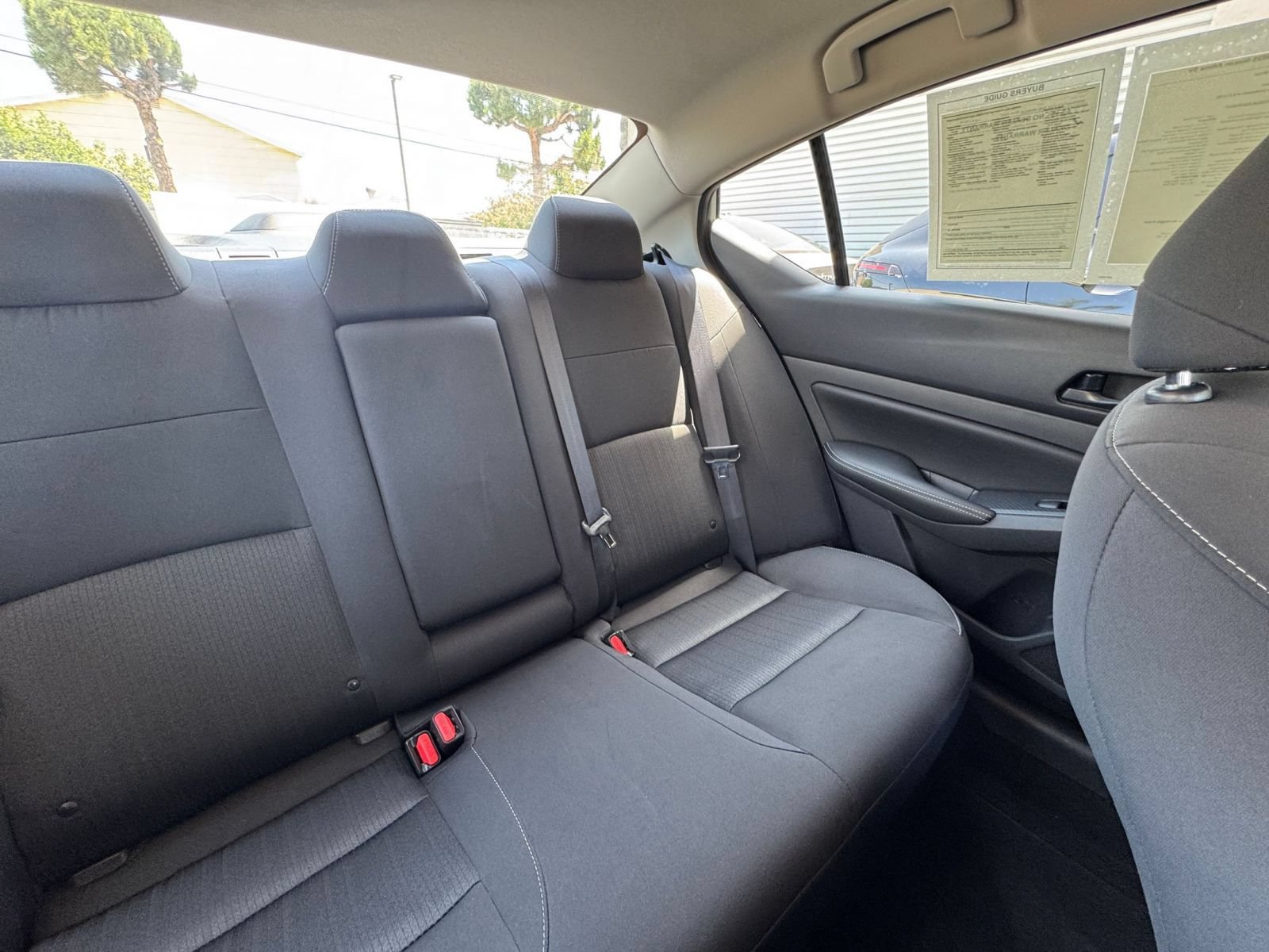 Used 2025 Nissan Altima 2.5 SV FWD image 37