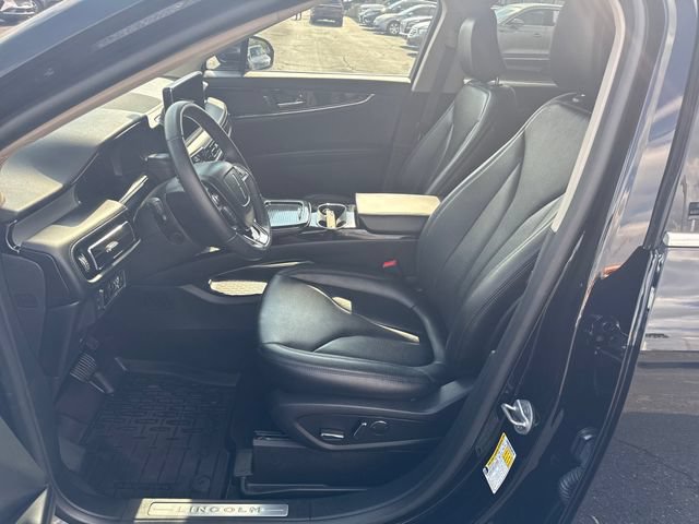 Certified 2023 Lincoln Nautilus AWD w/ Premium Package image 13