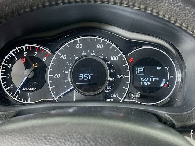 Used 2017 Nissan Versa Note SV image 12