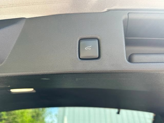 Used 2025 Ford Escape Platinum AWD/4WD image 63