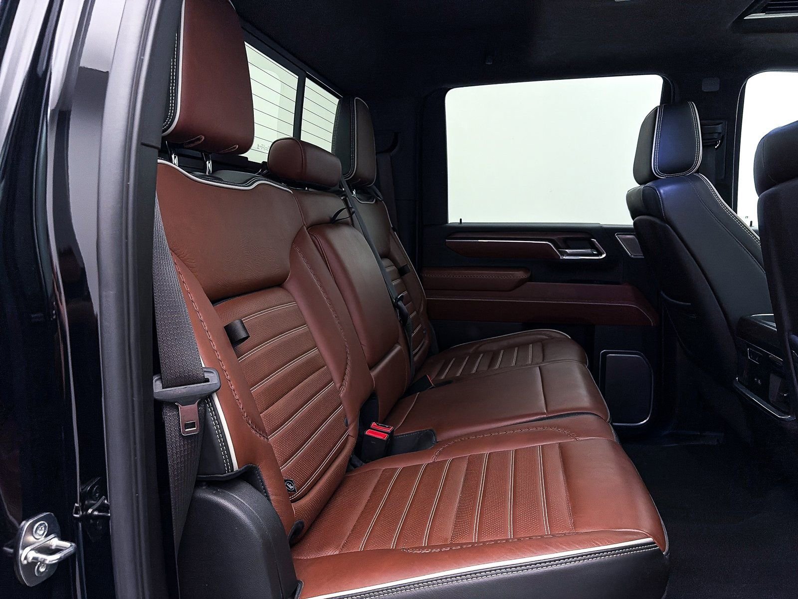 Used 2024 GMC Sierra 2500 Denali Ultimate image 40