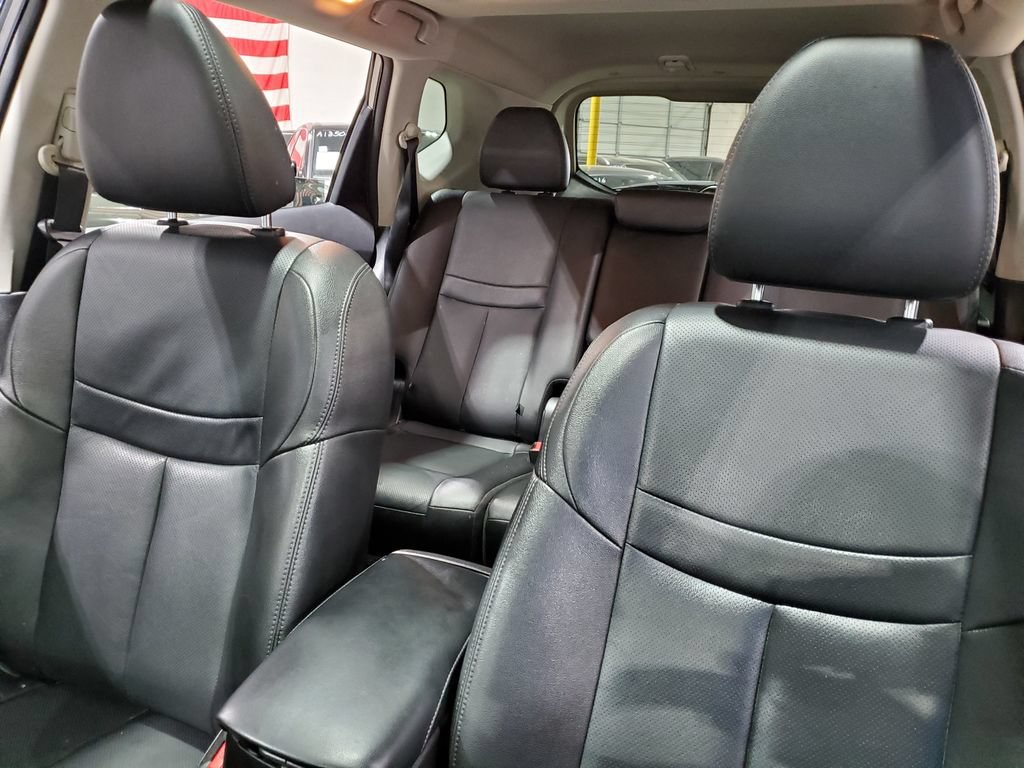 Used 2016 Nissan Rogue SL w/ SL Premium Package FWD image 40