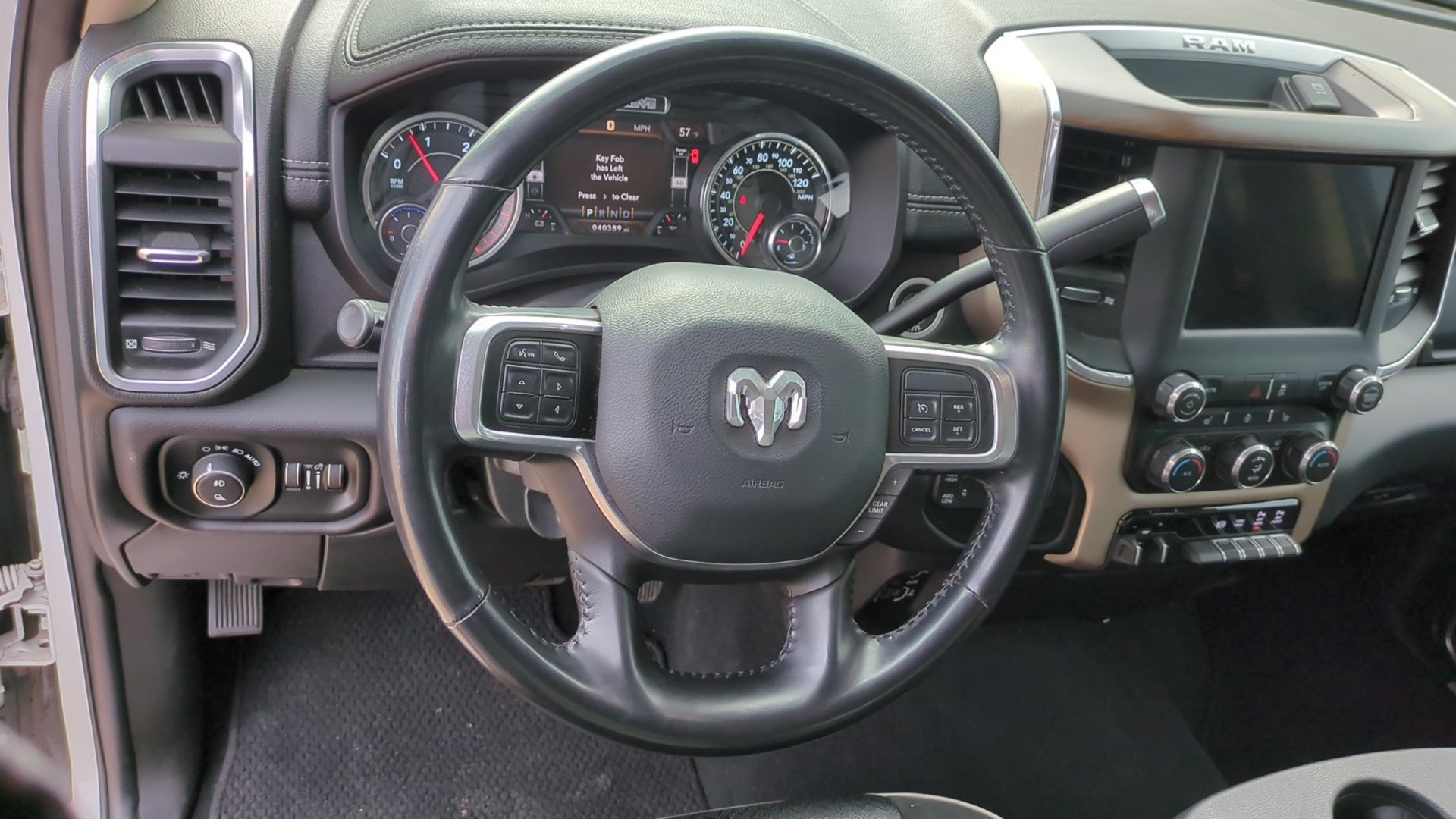 Used 2022 RAM 2500 Laramie w/ Cold Weather Group image 15