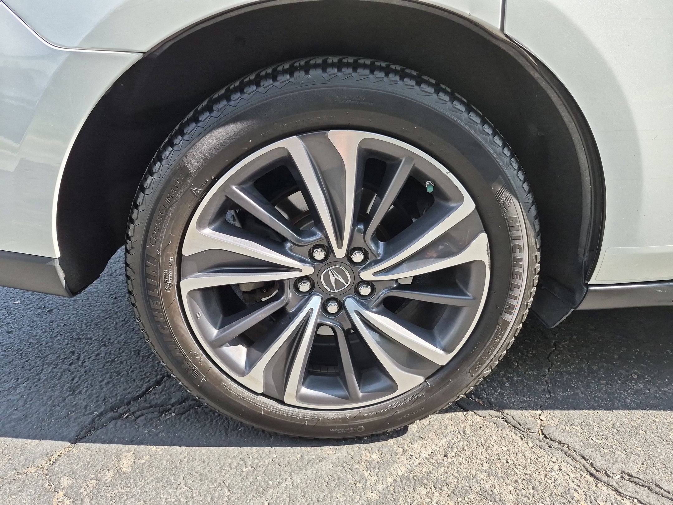 Used 2020 Acura MDX w/ Technology Package AWD/4WD image 14