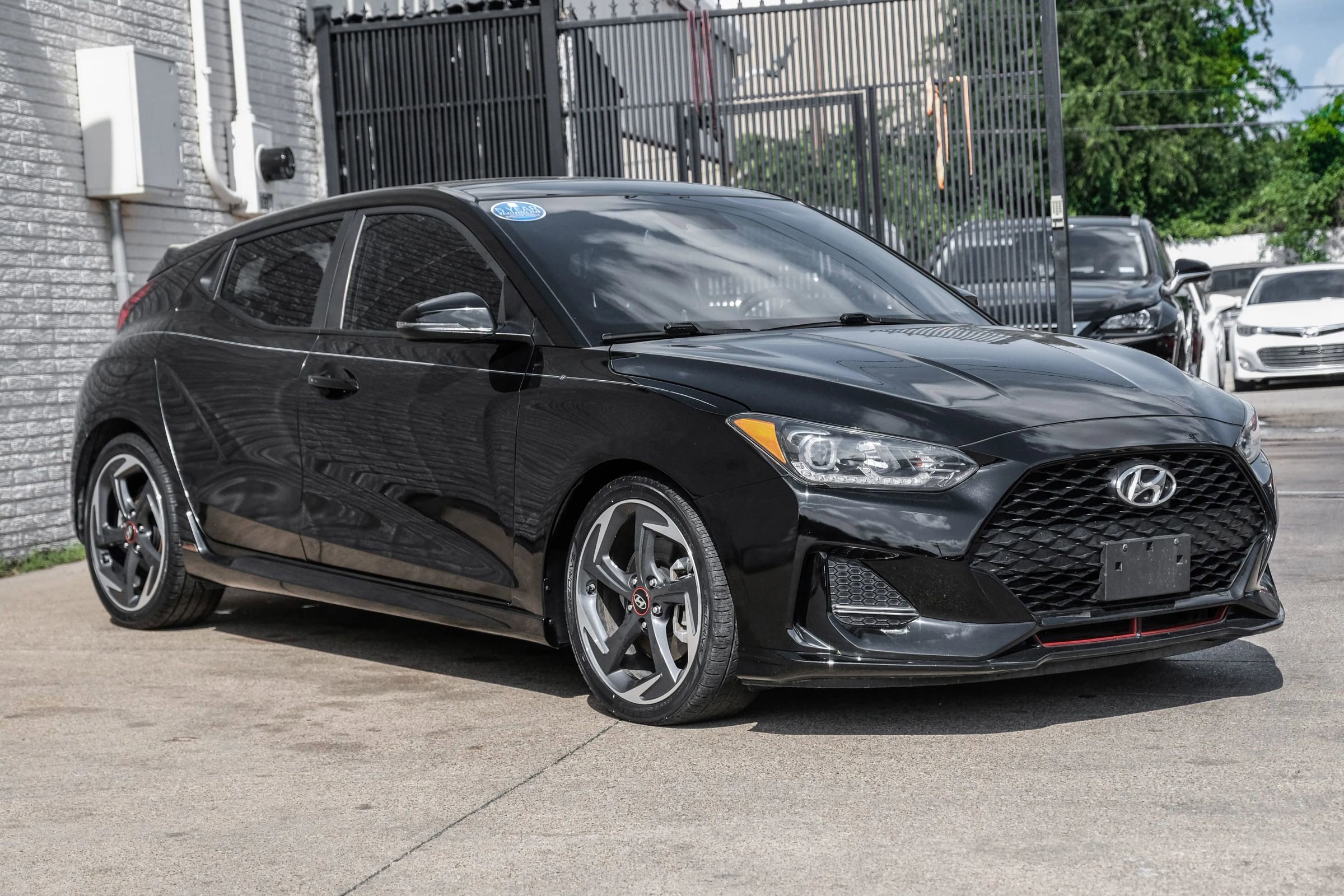 Used 2020 Hyundai Veloster Turbo FWD image 6