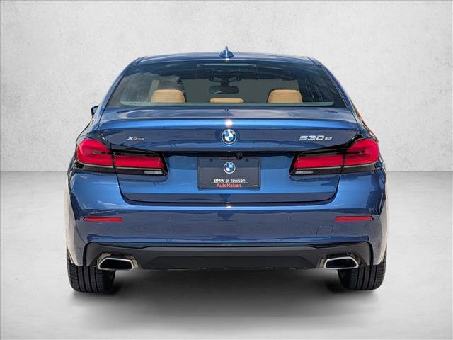 Certified 2023 BMW 530e xDrive w/ Premium Package AWD/4WD image 7