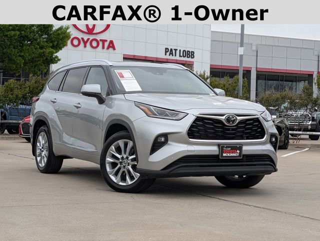 Used 2023 Toyota Highlander Limited image 2