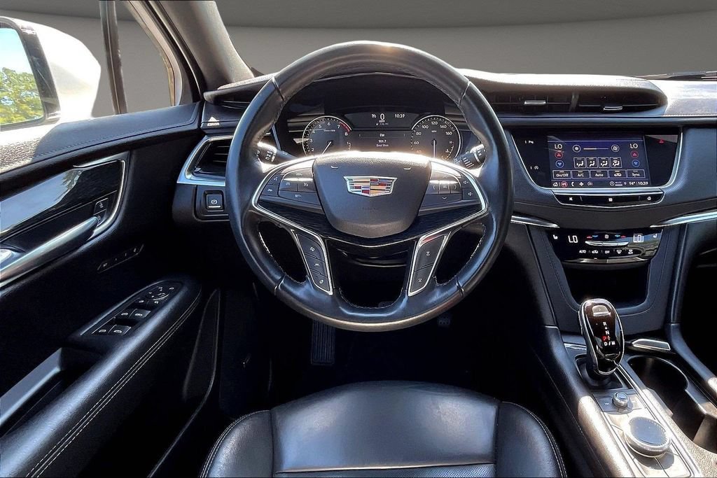 Used 2021 Cadillac XT5 Premium Luxury FWD image 11