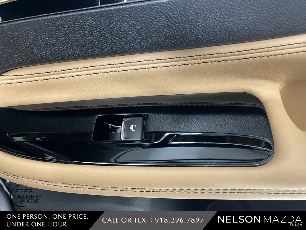 Used 2022 Lincoln Corsair Reserve w/ Elements Package image 40