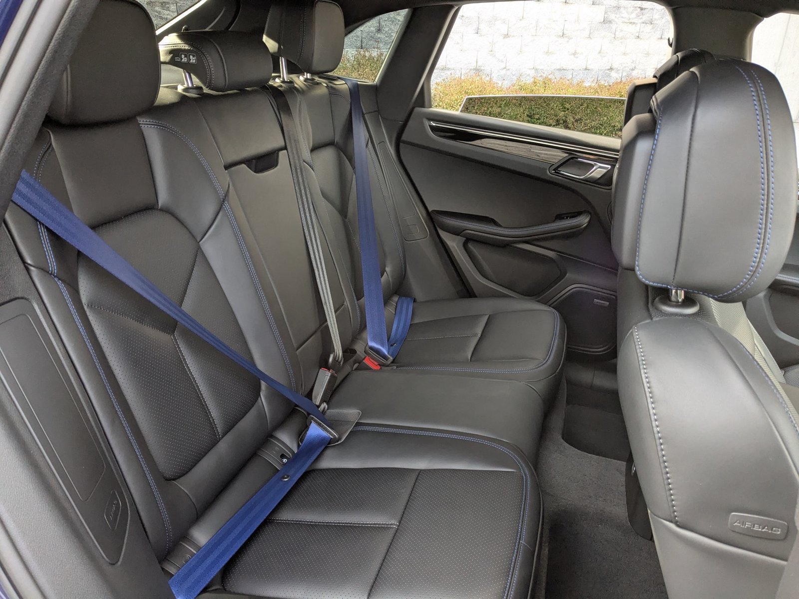 Certified 2026 Porsche Macan S AWD/4WD image 25