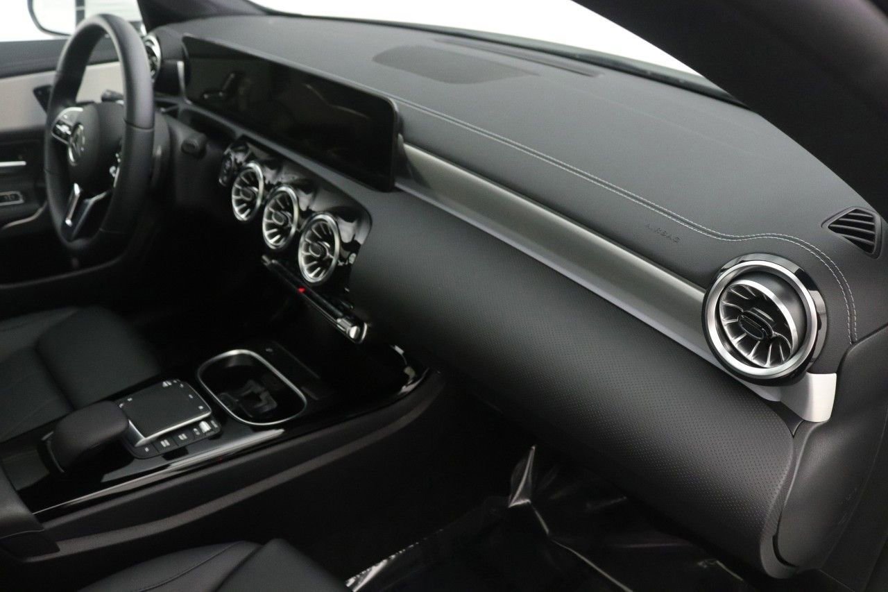 Certified 2023 Mercedes-Benz CLA 250 image 25