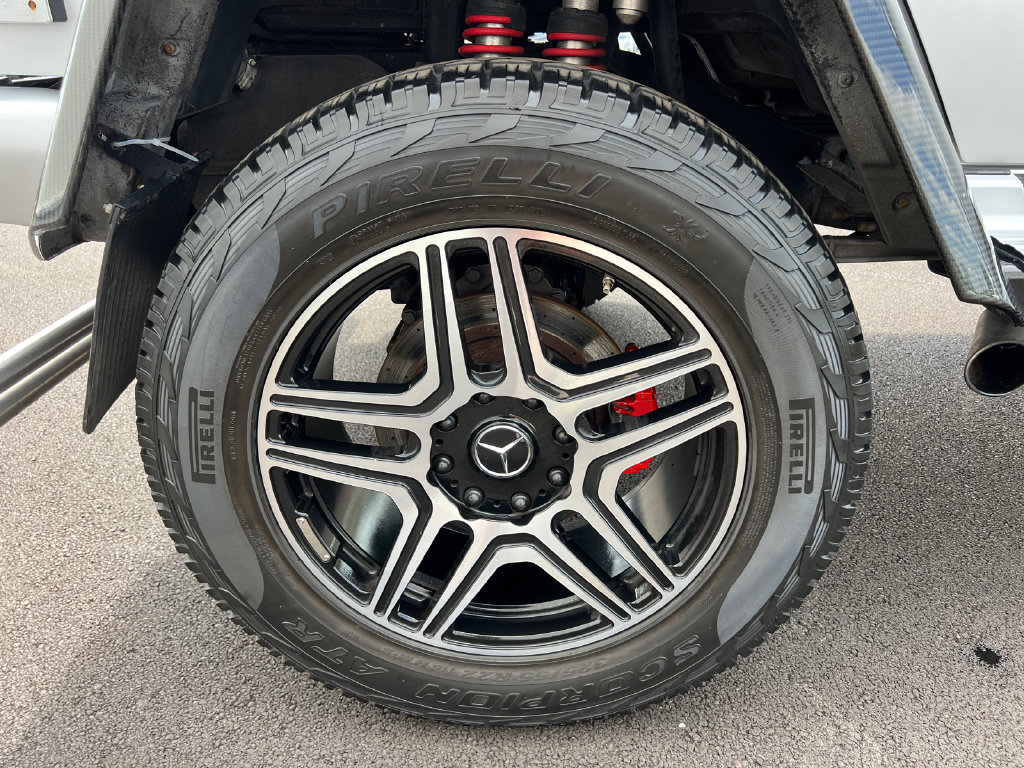 Used 2017 Mercedes-Benz G 550 Squared image 36
