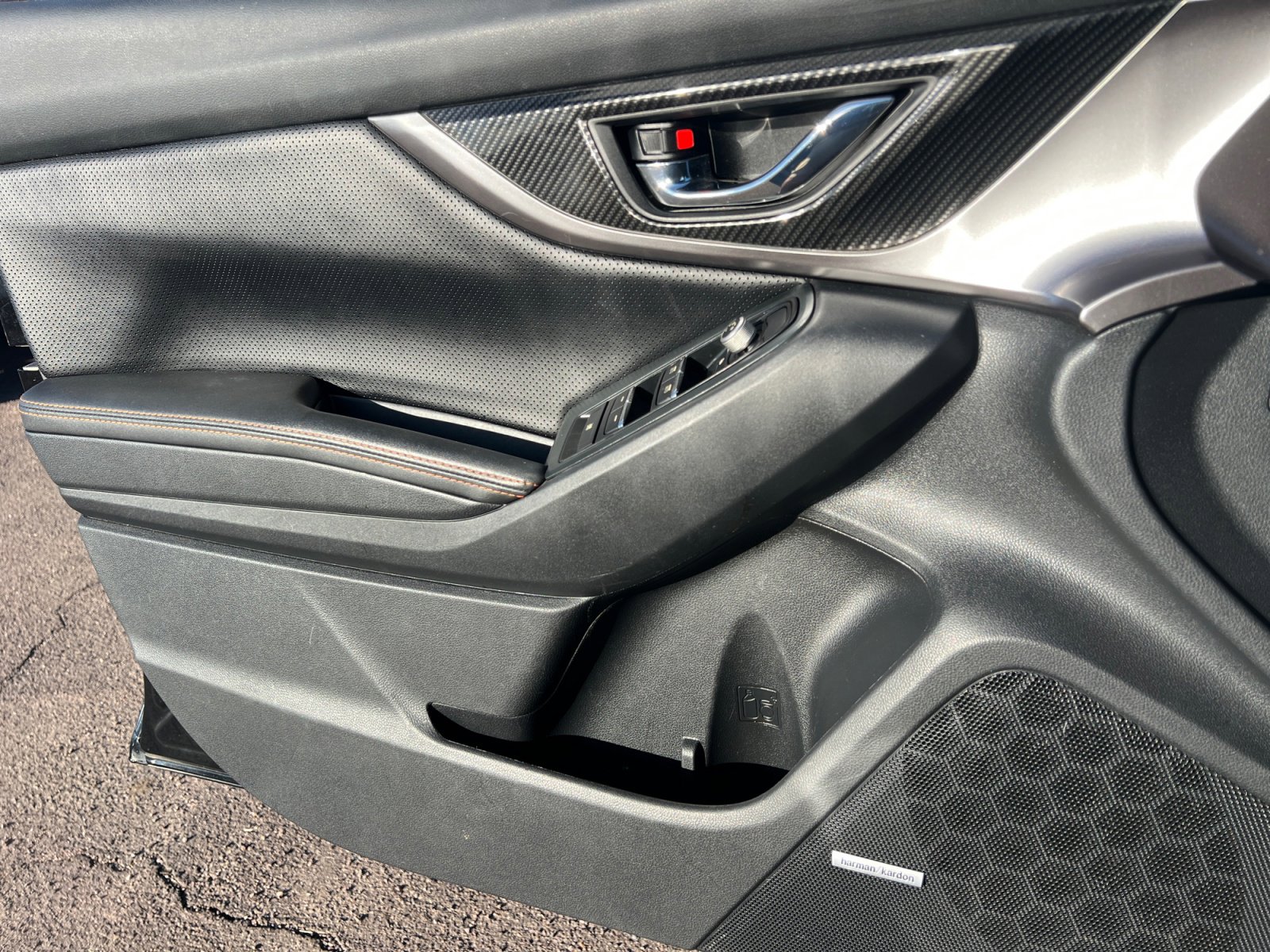 Used 2020 Subaru Crosstrek 2.0i Limited w/ Moonroof Package w/Navigation image 13