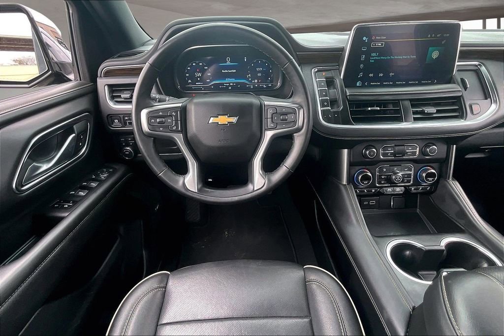 Used 2024 Chevrolet Suburban Premier image 8