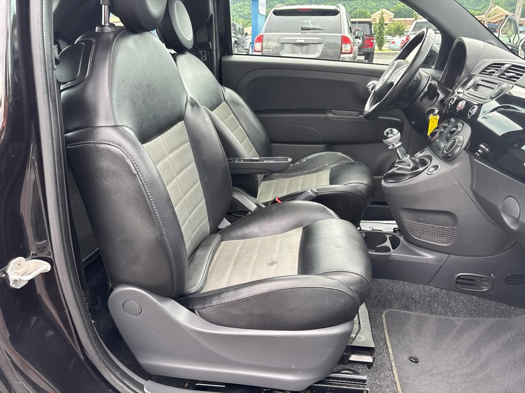 Used 2012 FIAT 500 Sport w/ Safety & Sound Pkg FWD image 30
