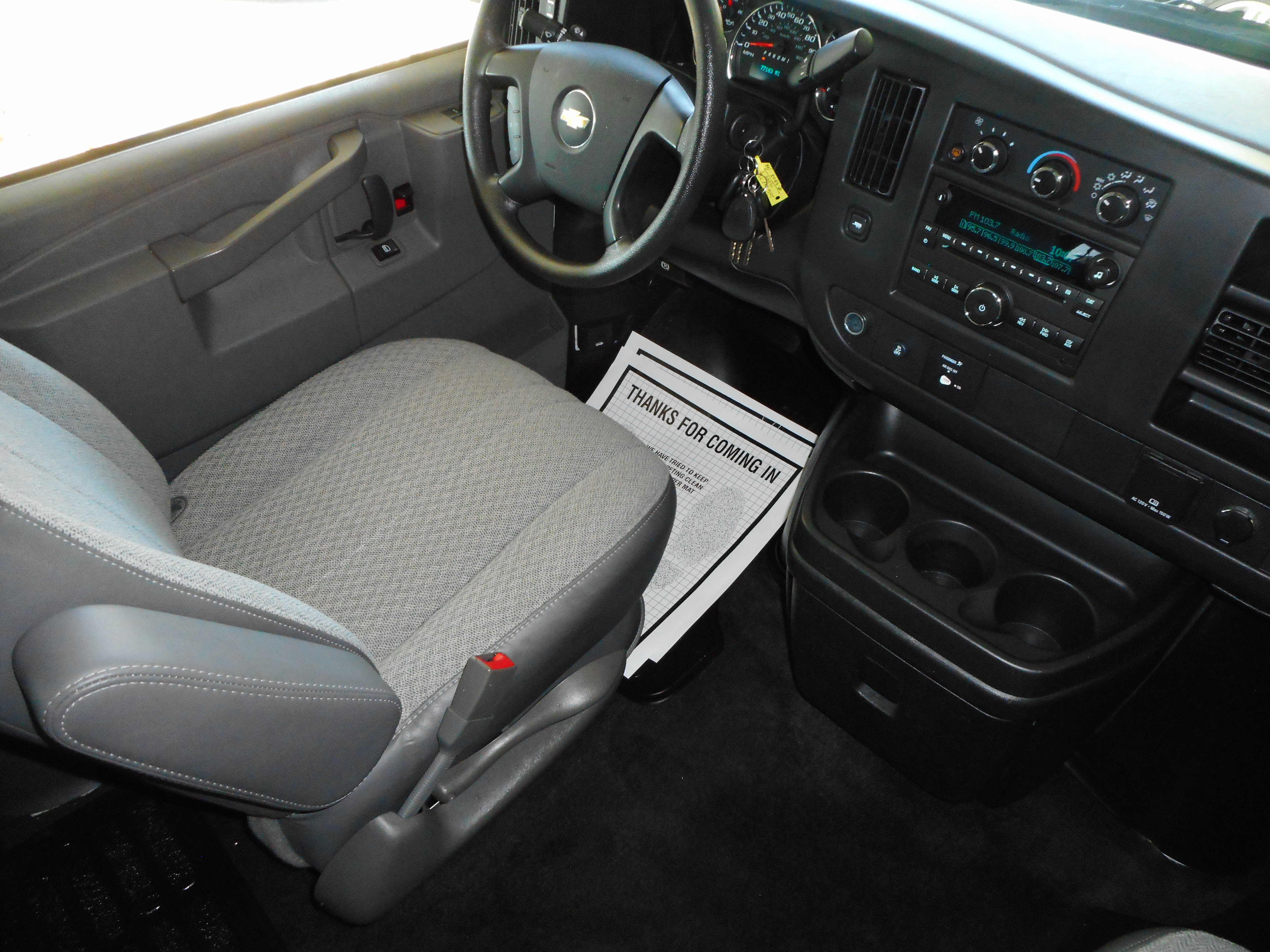 Used 2016 Chevrolet Express 3500 LT w/ LT Preferred Equipment Group RWD image 27
