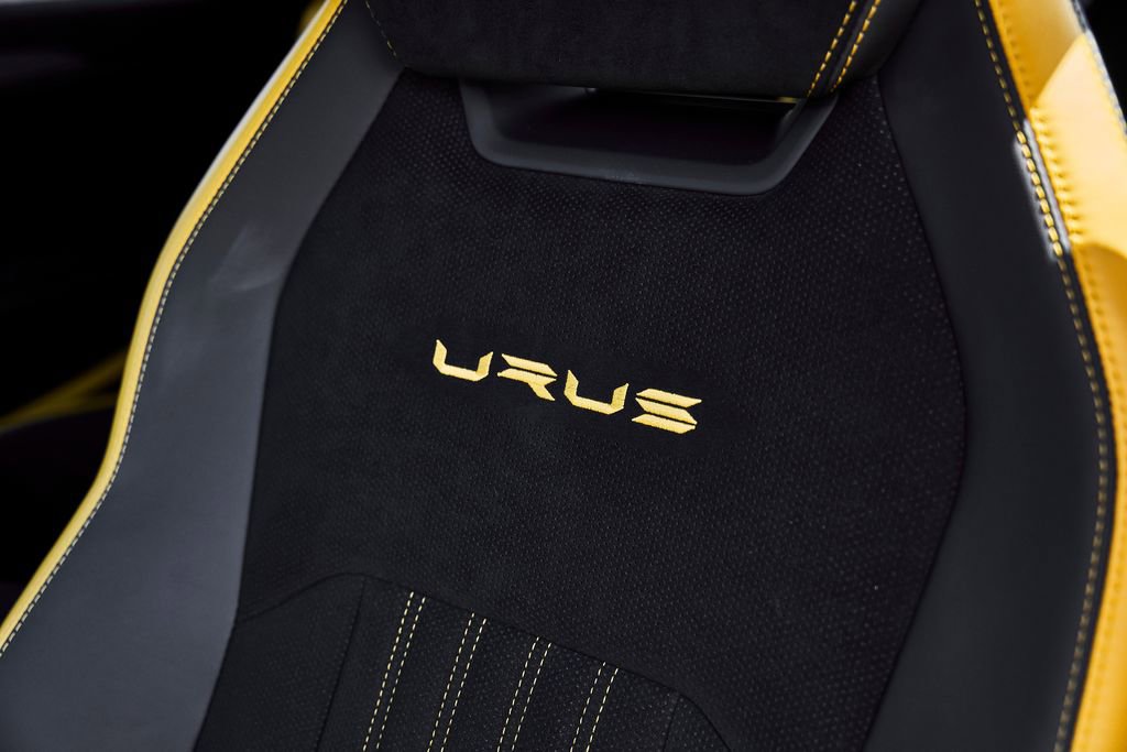 Used 2024 Lamborghini Urus Performante AWD/4WD image 58
