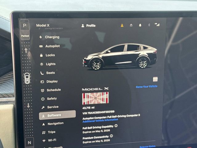 Used 2022 Tesla Model X Plaid image 12