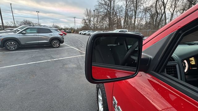 Used 2018 RAM 1500 Express image 37