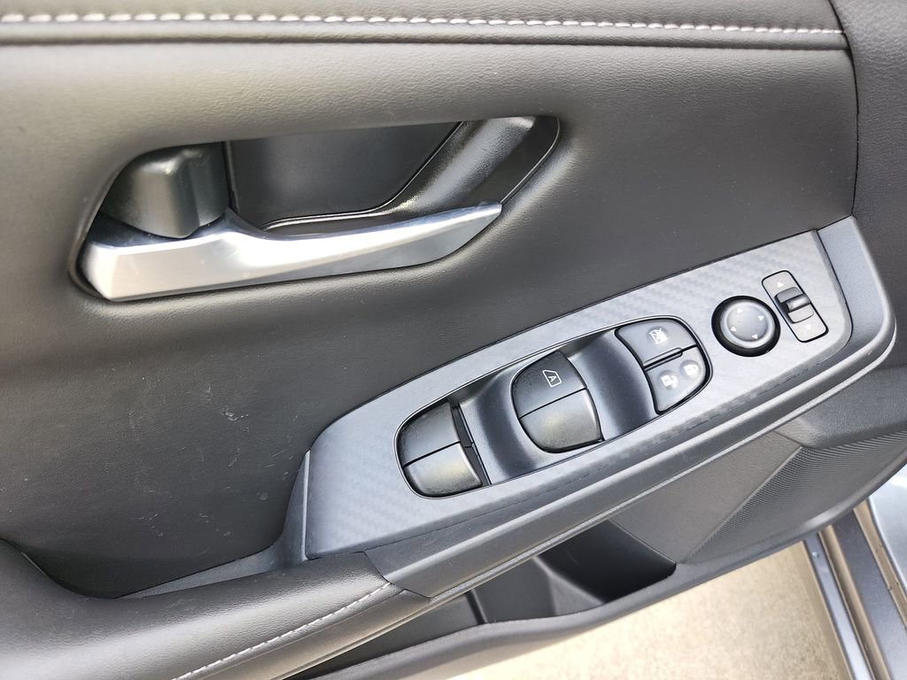 Certified 2025 Nissan Sentra SV w/ Trunk Package image 28