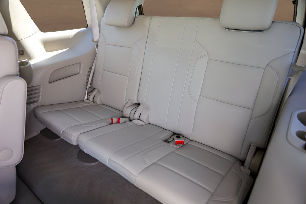 Used 2019 GMC Yukon Denali w/ Open Road Package RWD image 24