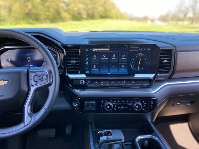 Certified 2026 Chevrolet Silverado 1500 High Country w/ Technology Package image 33