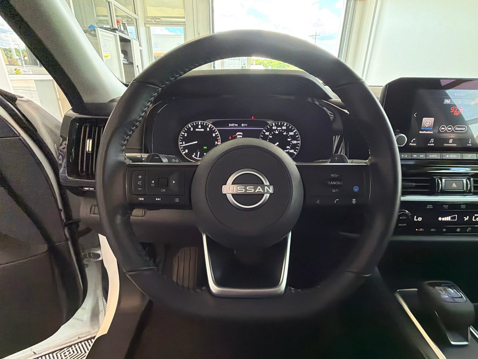 Used 2025 Nissan Pathfinder SV AWD/4WD image 20