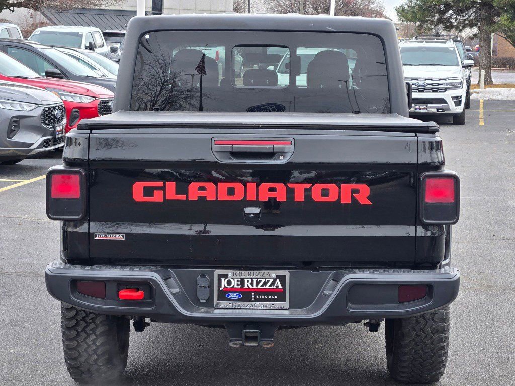 Used 2021 Jeep Gladiator Willys AWD/4WD image 9