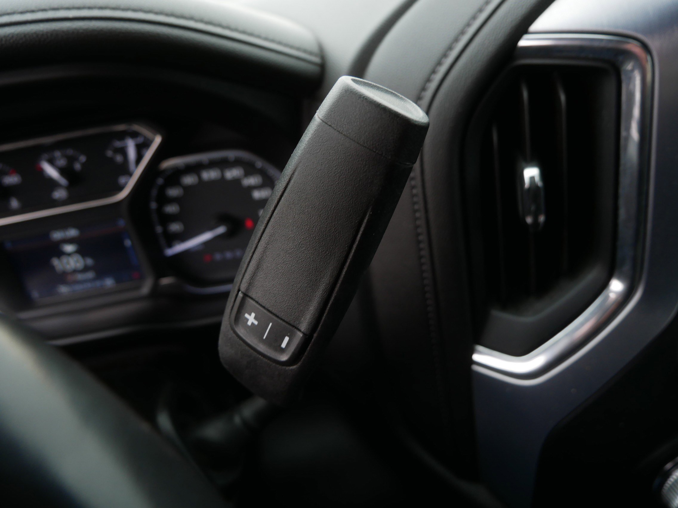Used 2020 GMC Sierra 2500 SLE AWD/4WD image 25