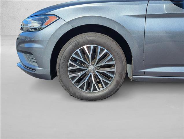 Used 2019 Volkswagen Jetta SE w/ Cold Weather Package FWD image 14