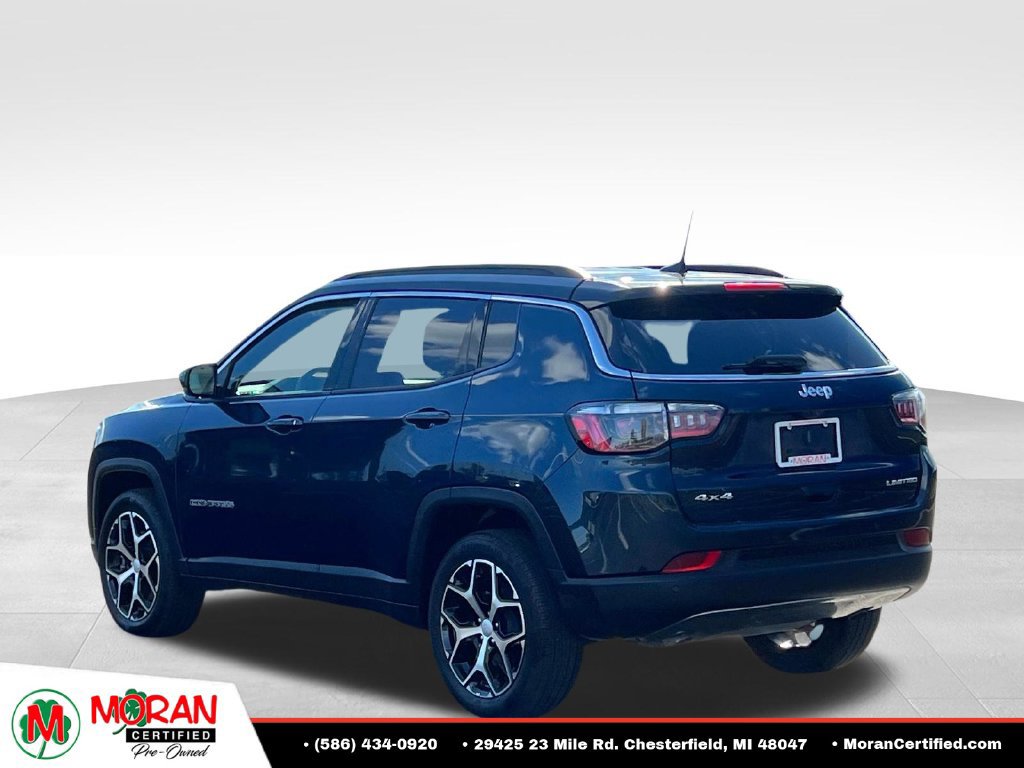 Used 2024 Jeep Compass Limited AWD/4WD image 4