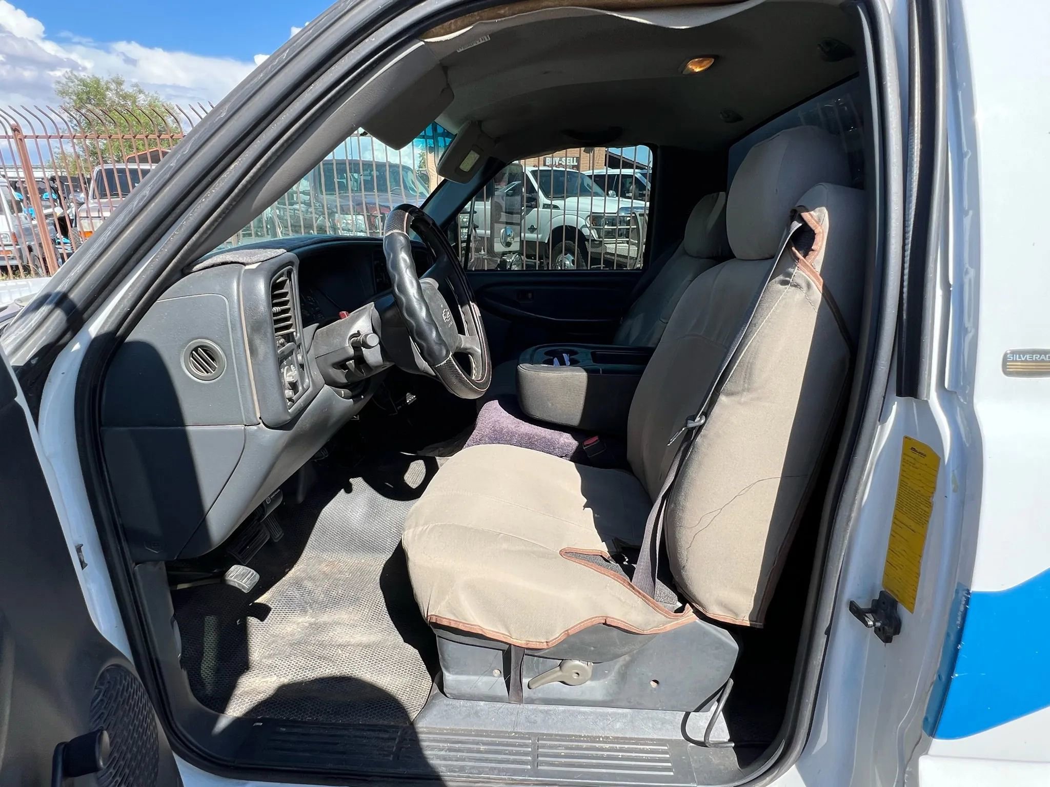 Used 2002 Chevrolet Silverado 3500 2WD Regular Cab image 10