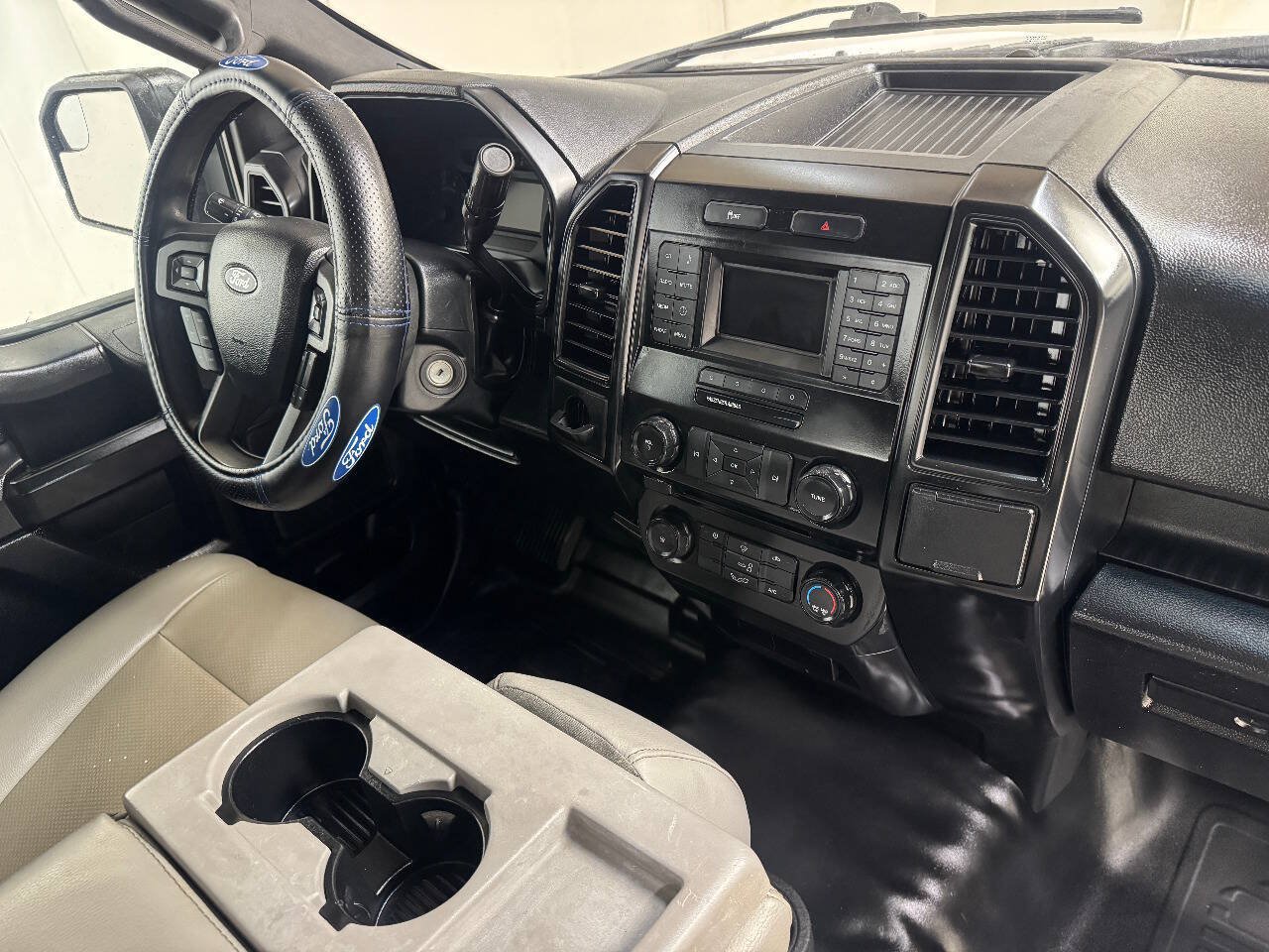Used 2016 Ford F150 XL w/ Equipment Group 101A Mid RWD image 31
