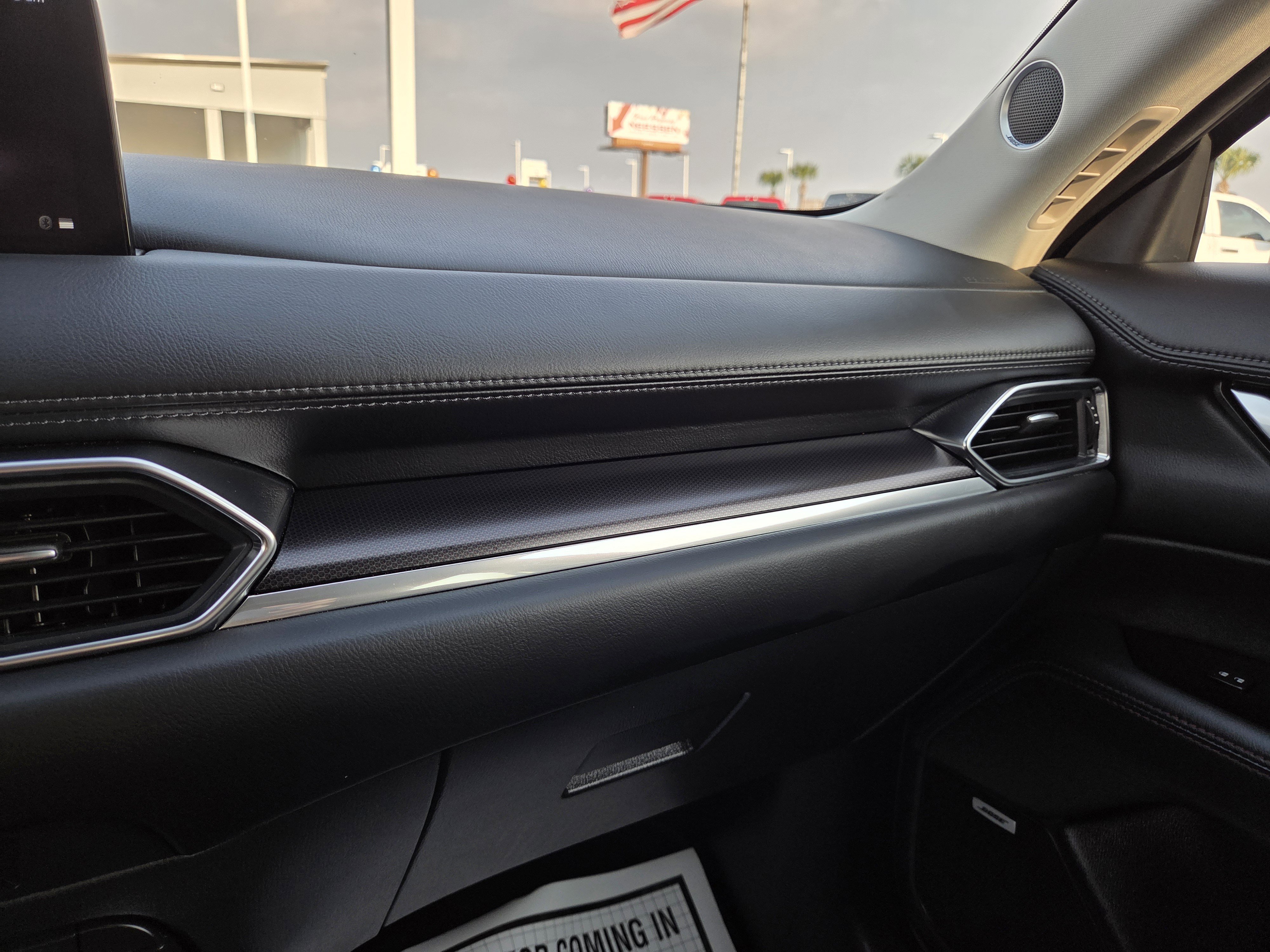 Used 2025 MAZDA CX-5 Carbon Edition image 33