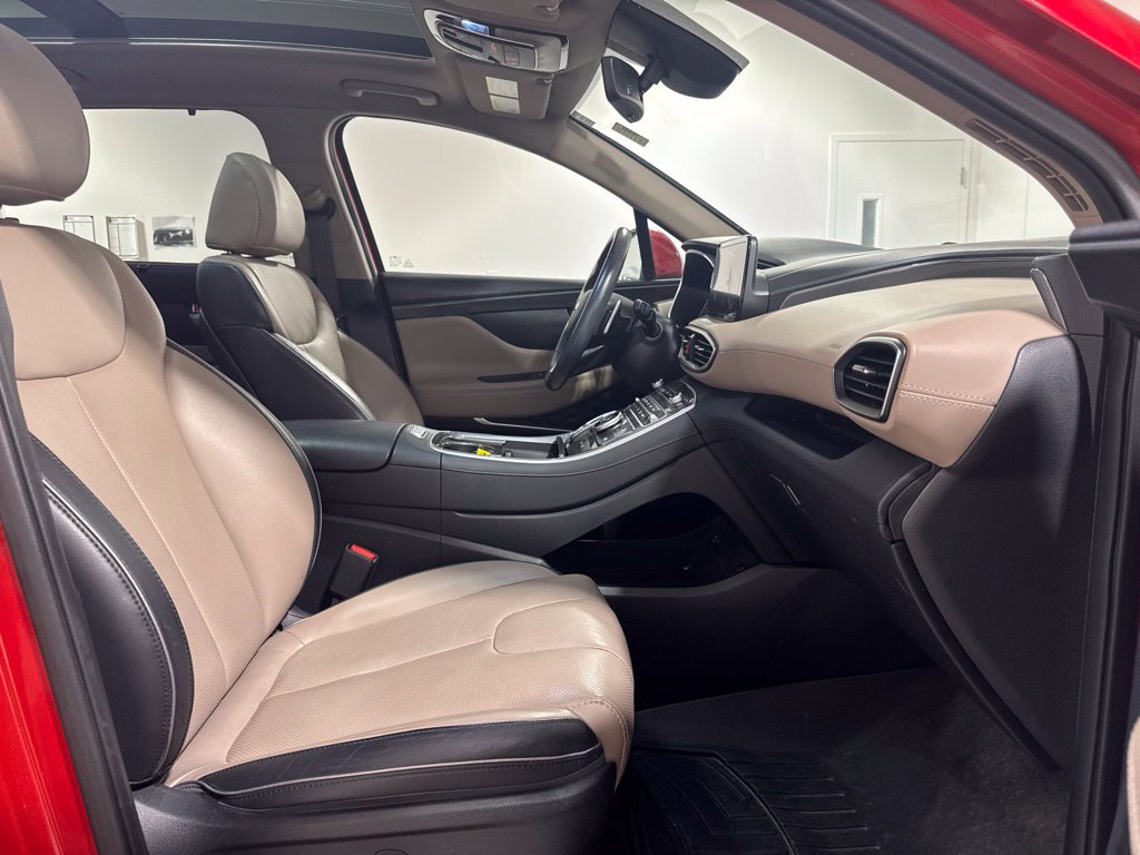 Used 2022 Hyundai Santa Fe SEL w/ Convenience + Premium Package AWD/4WD image 28