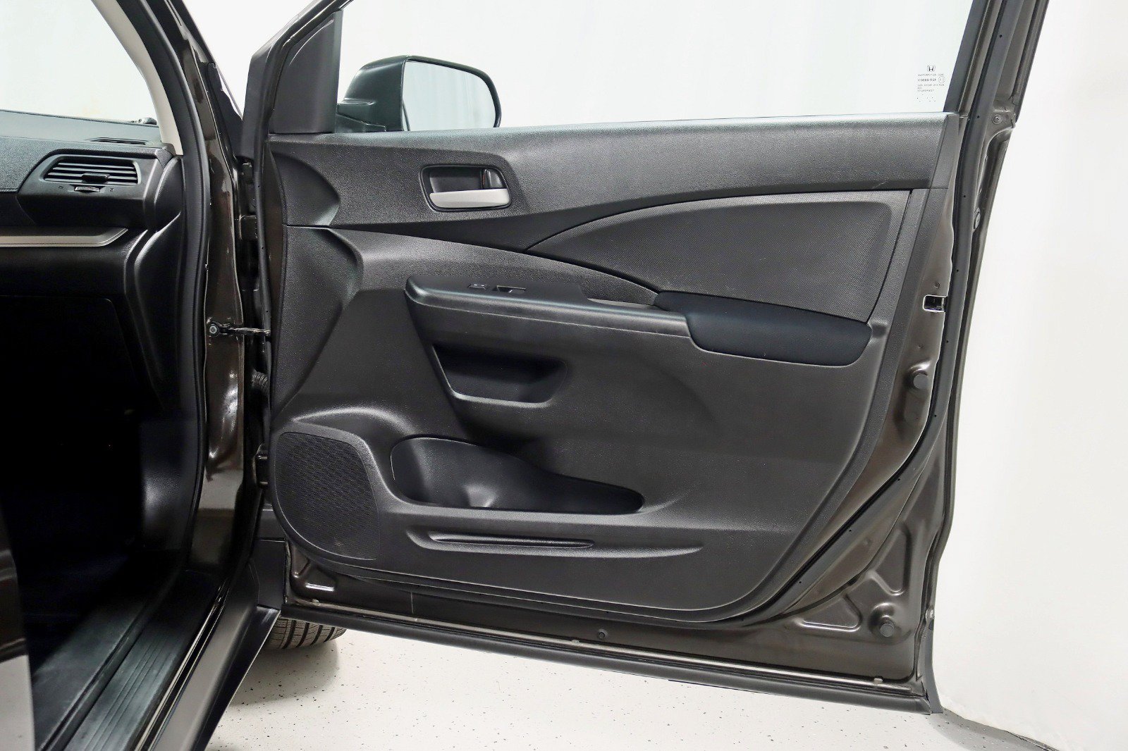 Used 2015 Honda CR-V LX image 28
