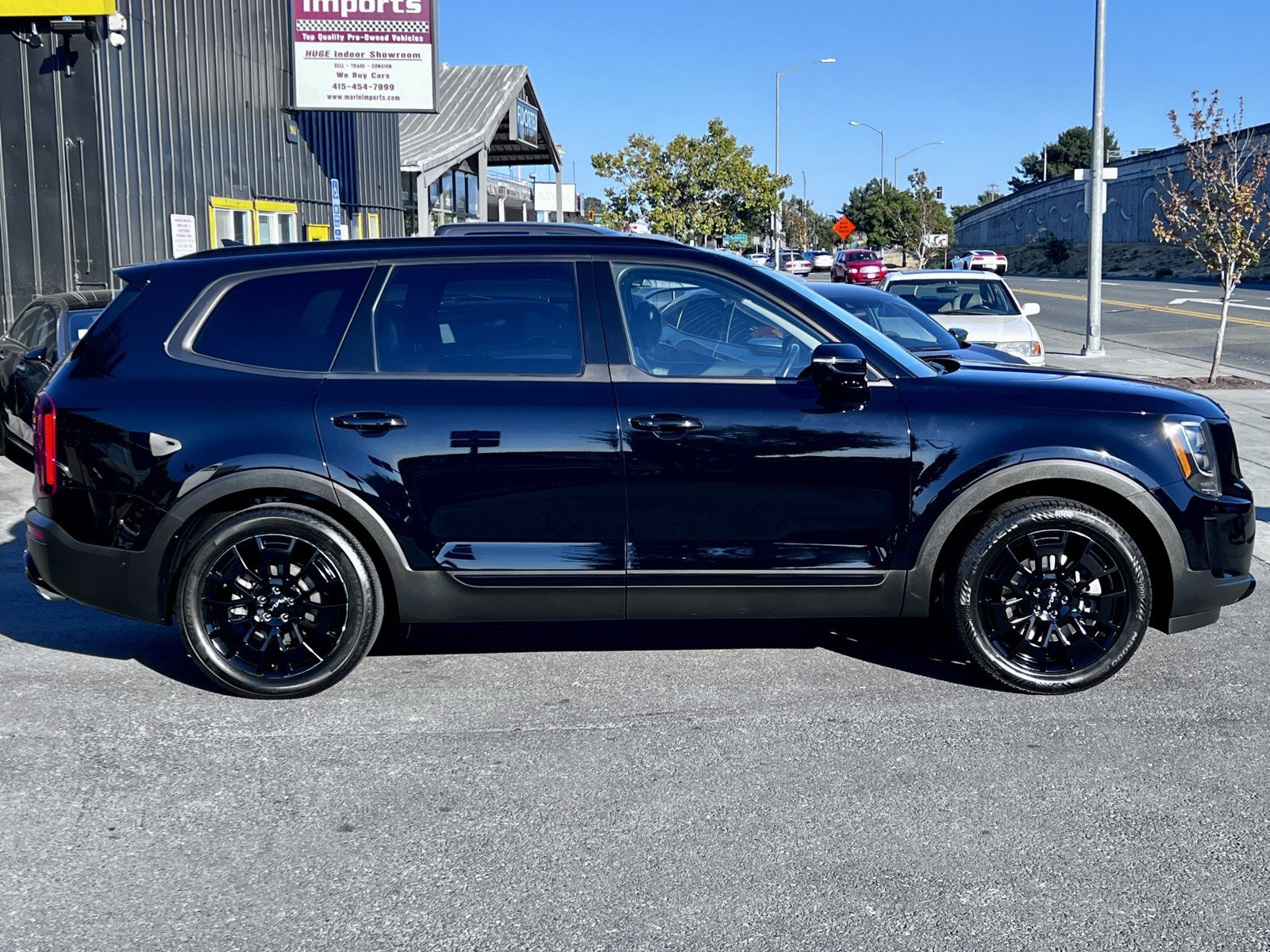 Used 2022 Kia Telluride SX w/ Nightfall Edition Package image 4