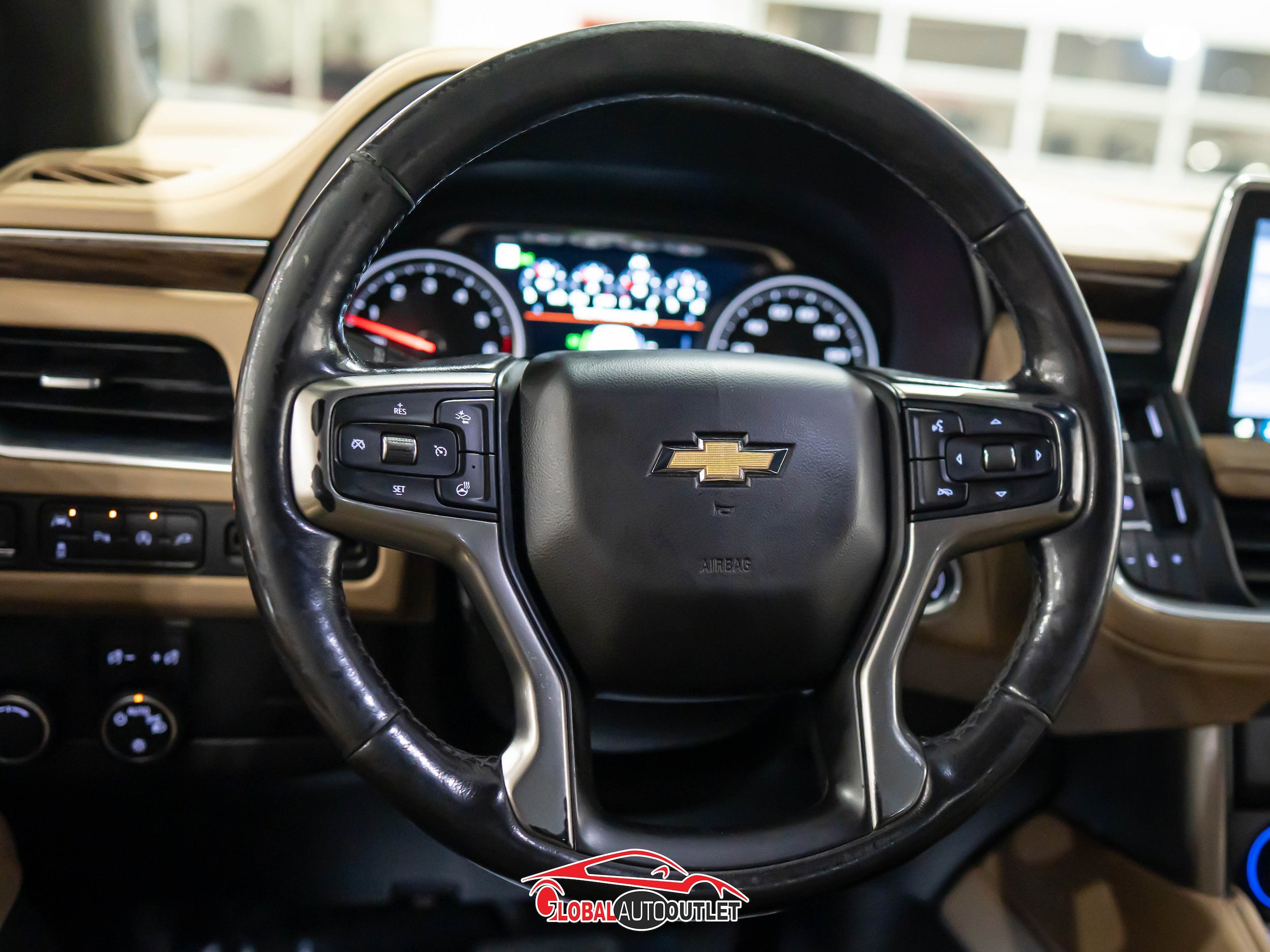 Used 2021 Chevrolet Suburban Premier RWD image 25