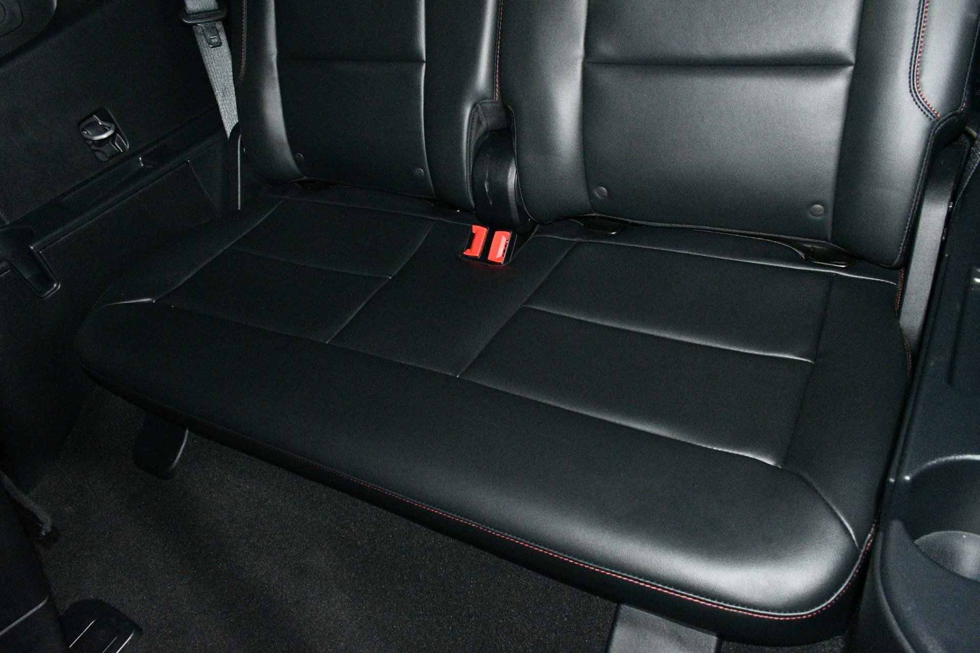 Used 2025 Ford Explorer ST w/ Sun And Sound Package image 23