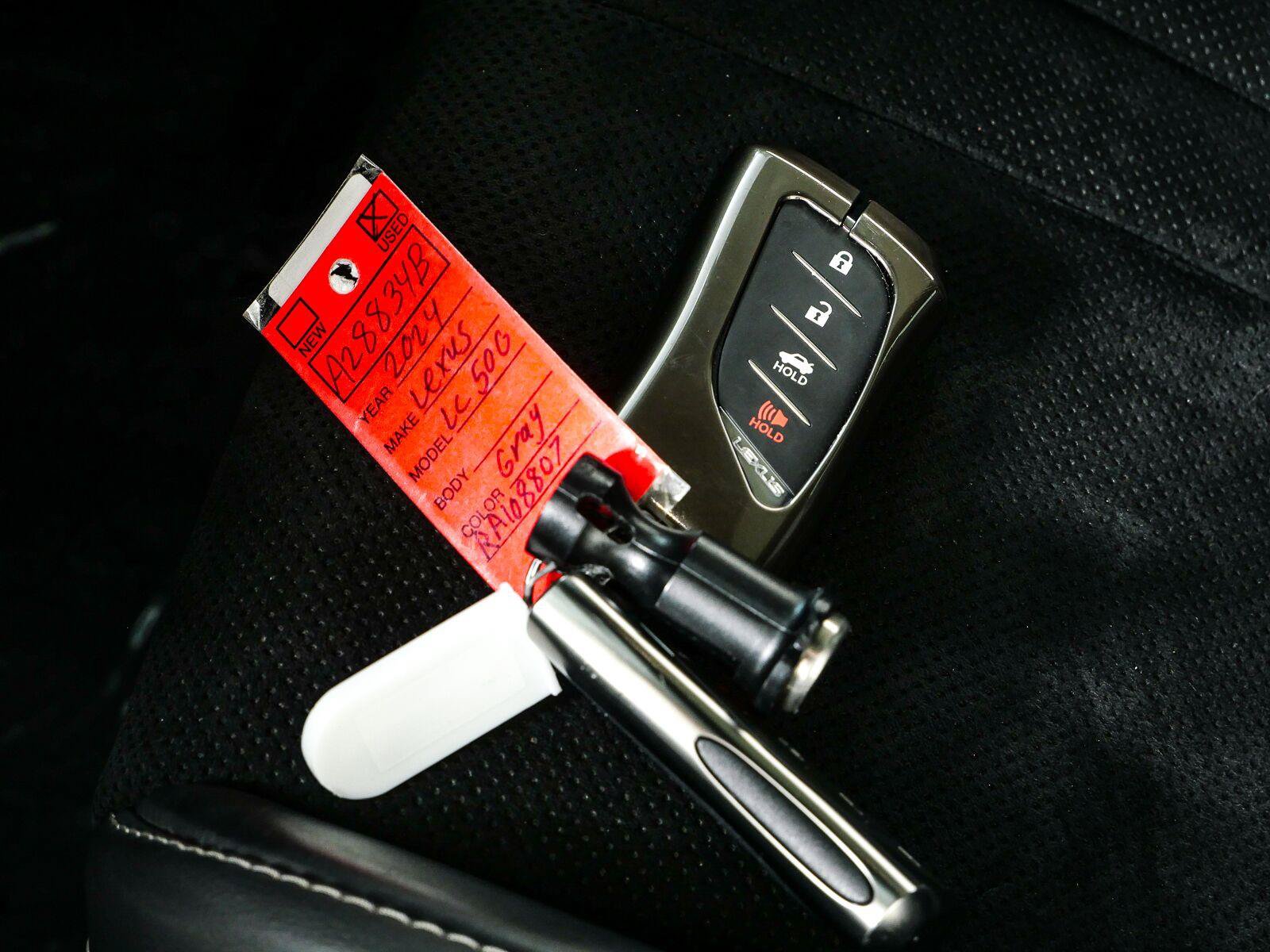 Used 2024 Lexus LC 500 Coupe w/ Sport Package RWD image 35