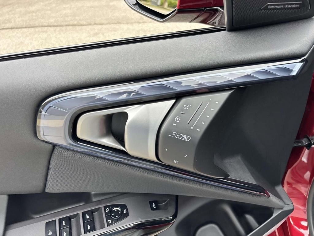 New 2026 BMW X3 xDrive30 w/ Premium Package image 11